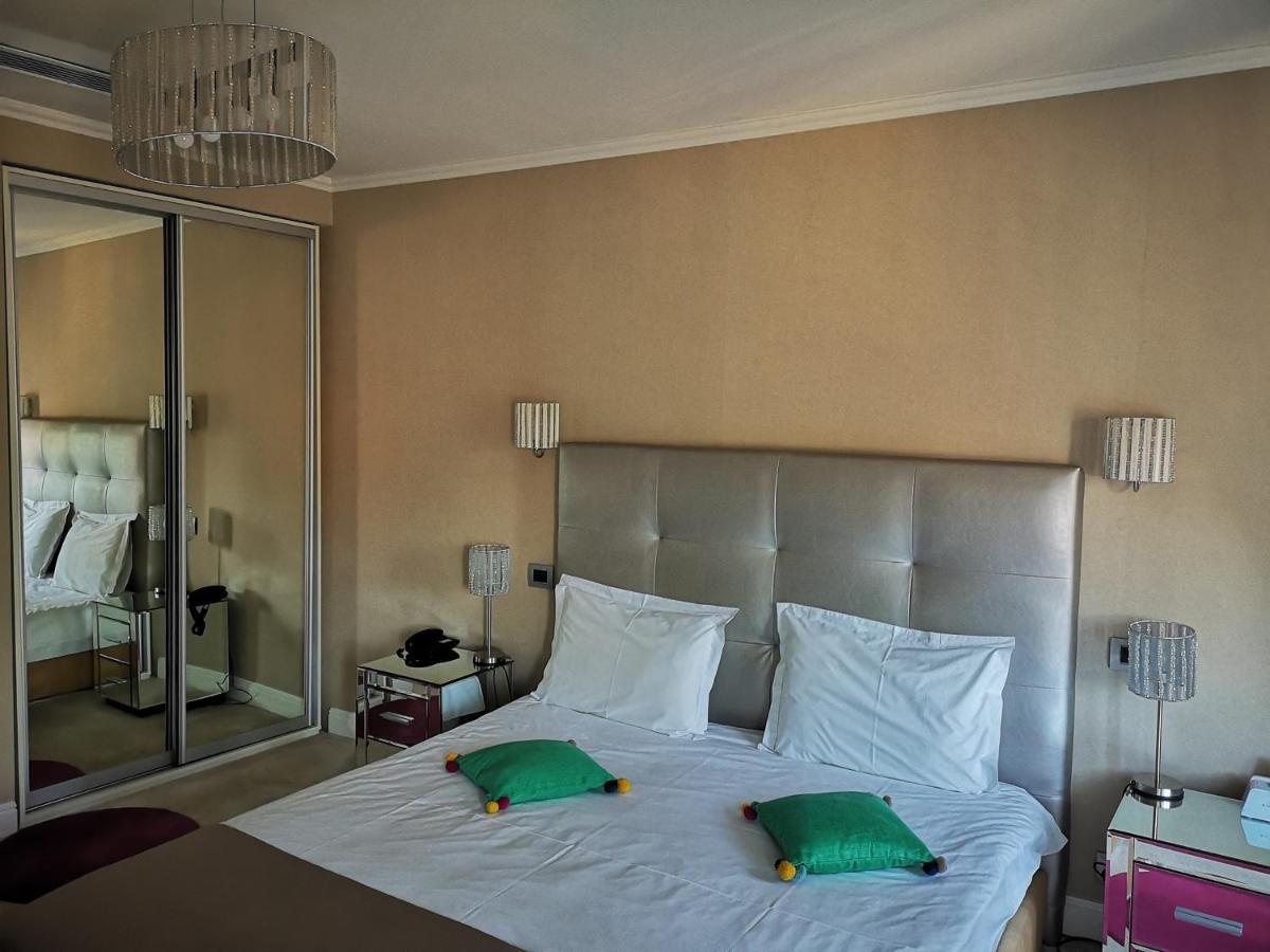 Hotel Boutique Vila Arte Boekarest Buitenkant foto