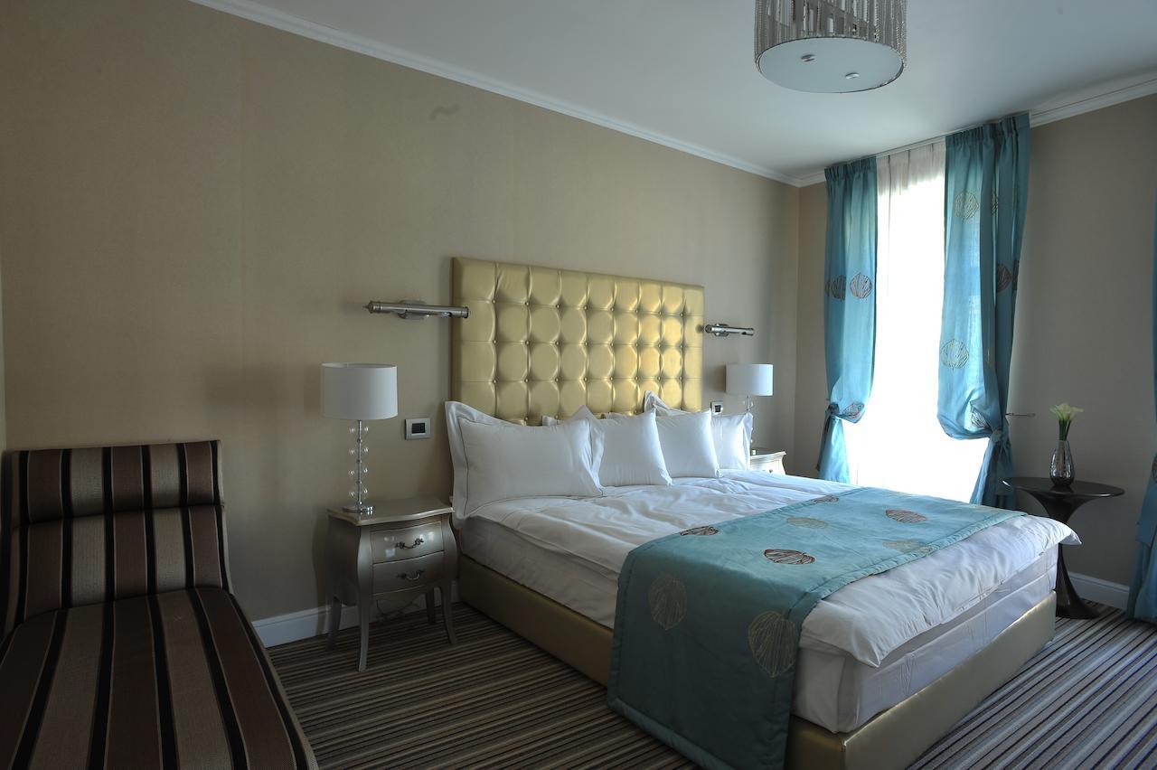 Hotel Boutique Vila Arte Boekarest Kamer foto