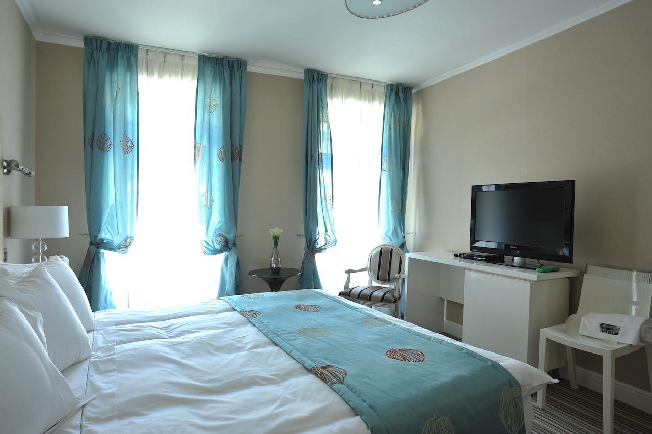 Hotel Boutique Vila Arte Boekarest Kamer foto