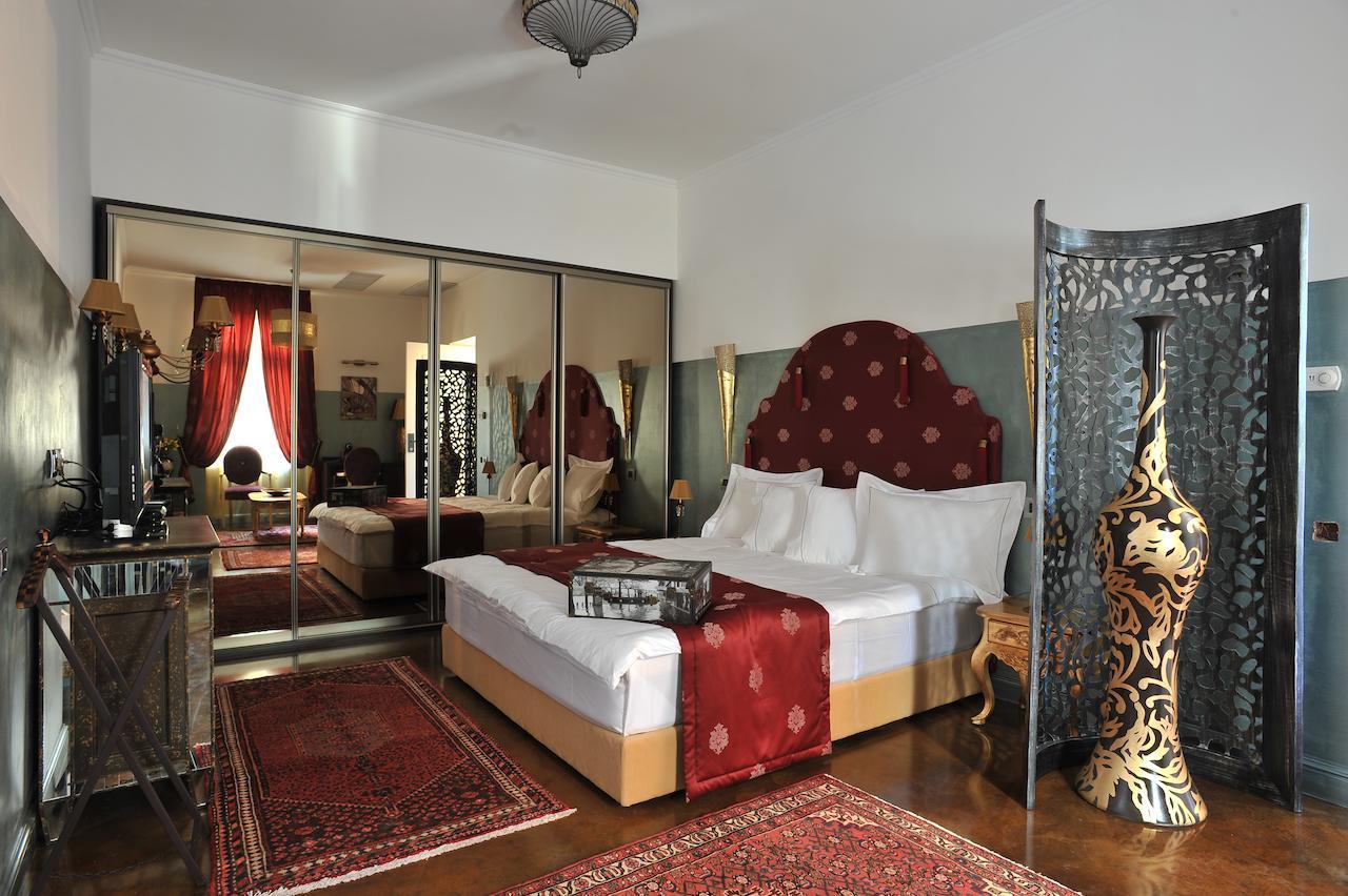 Hotel Boutique Vila Arte Boekarest Kamer foto