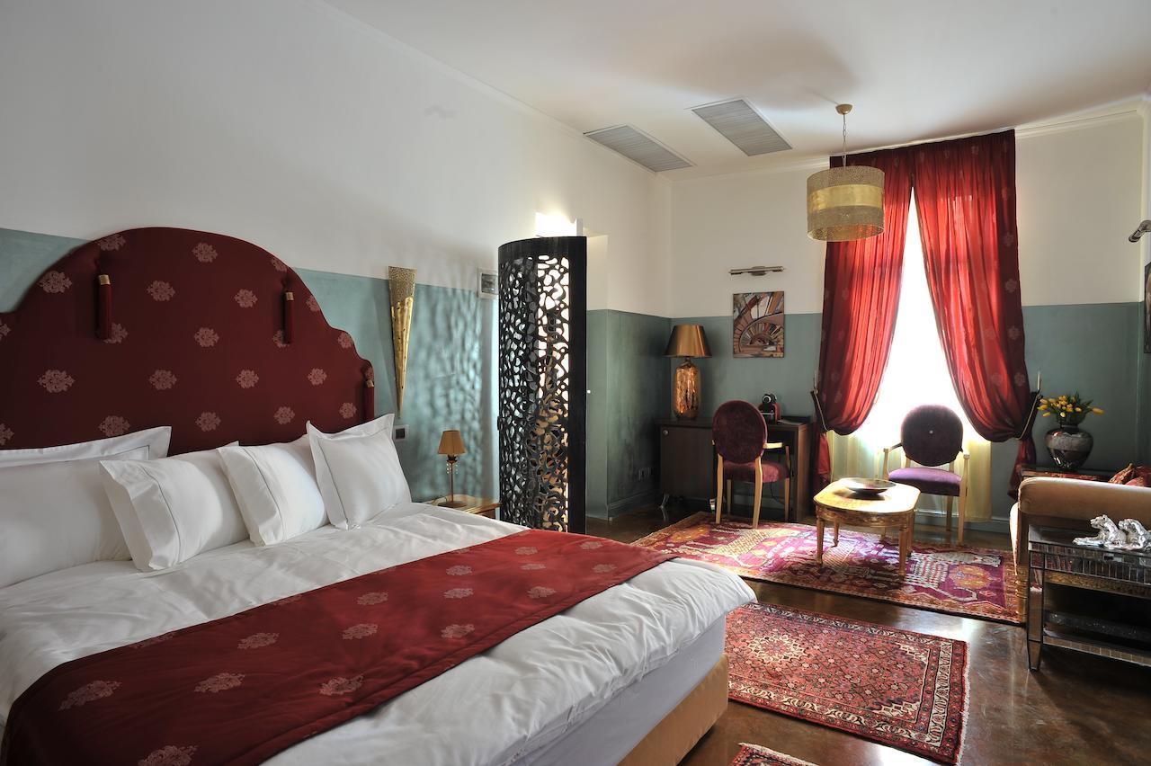 Hotel Boutique Vila Arte Boekarest Kamer foto