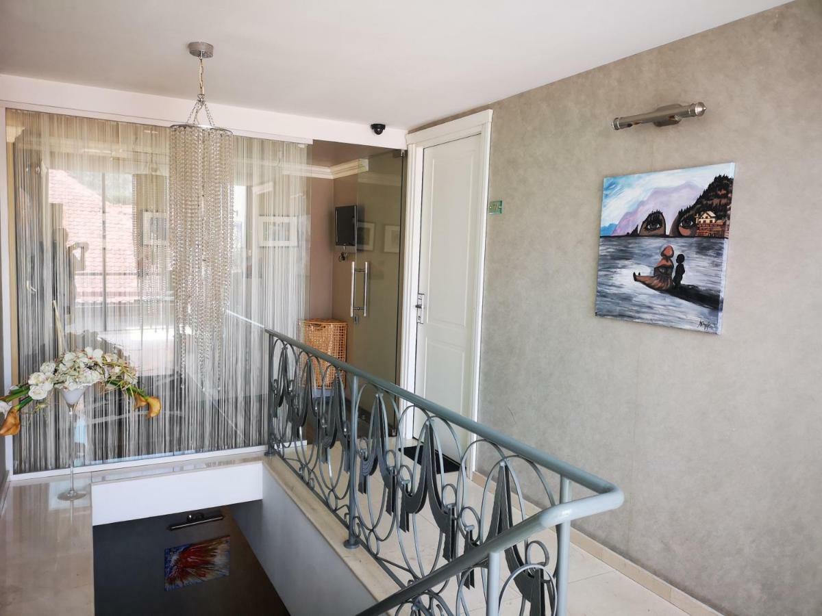 Hotel Boutique Vila Arte Boekarest Buitenkant foto